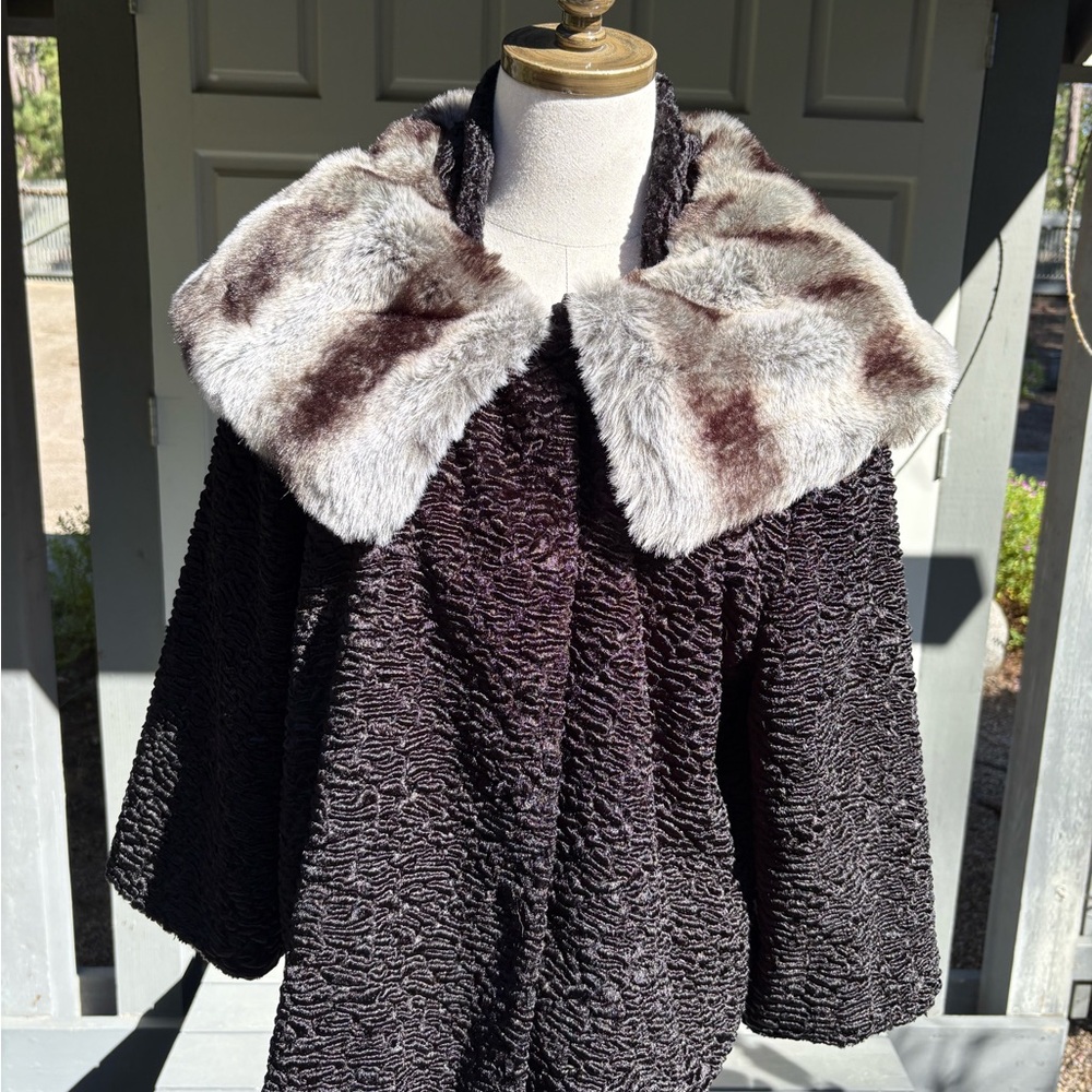 Terry Lewis Luxuriously Faux Chinchilla & Sheared Lamb 🐑 Short Coat